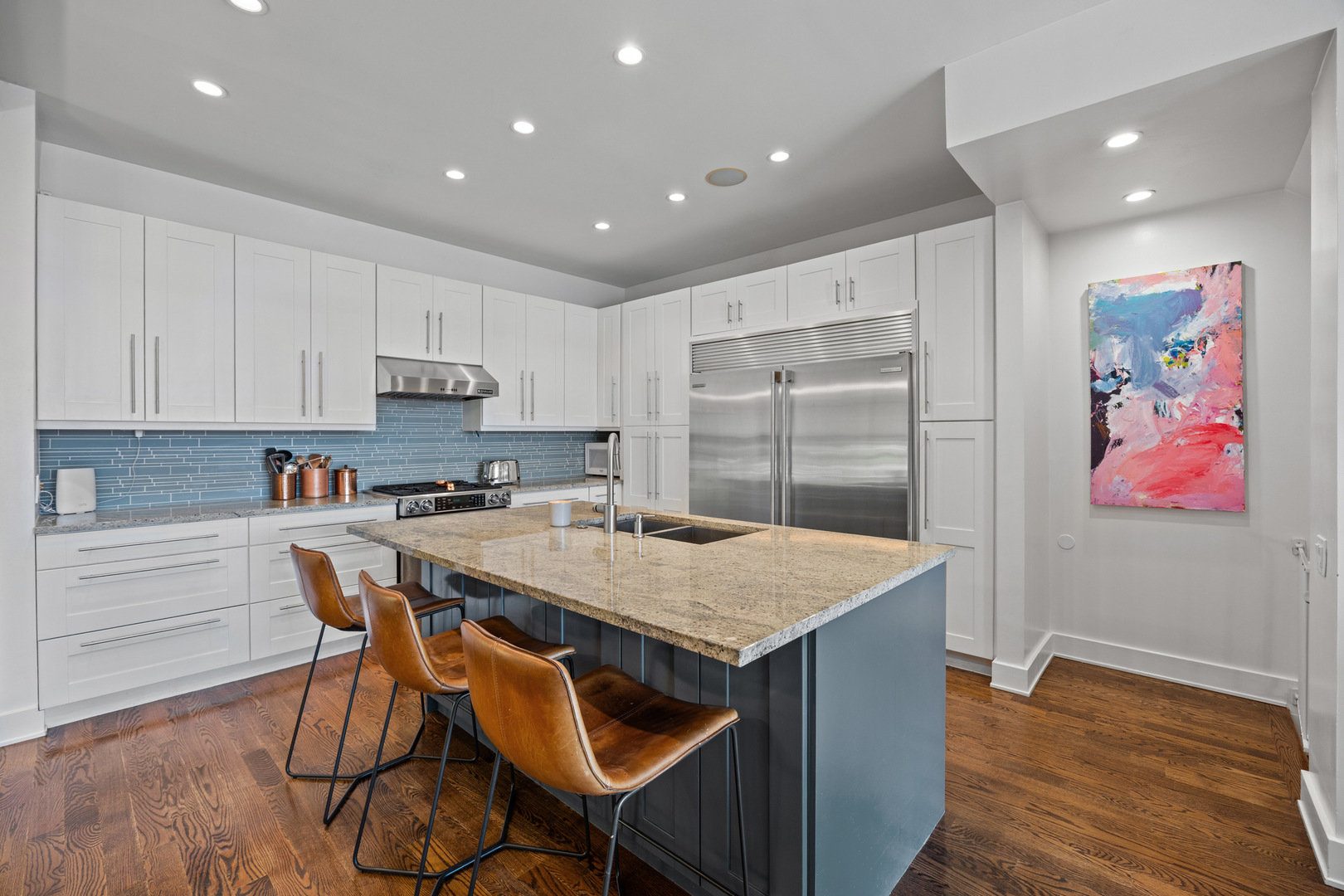 3321 North Sheffield Avenue Chicago IL 60657