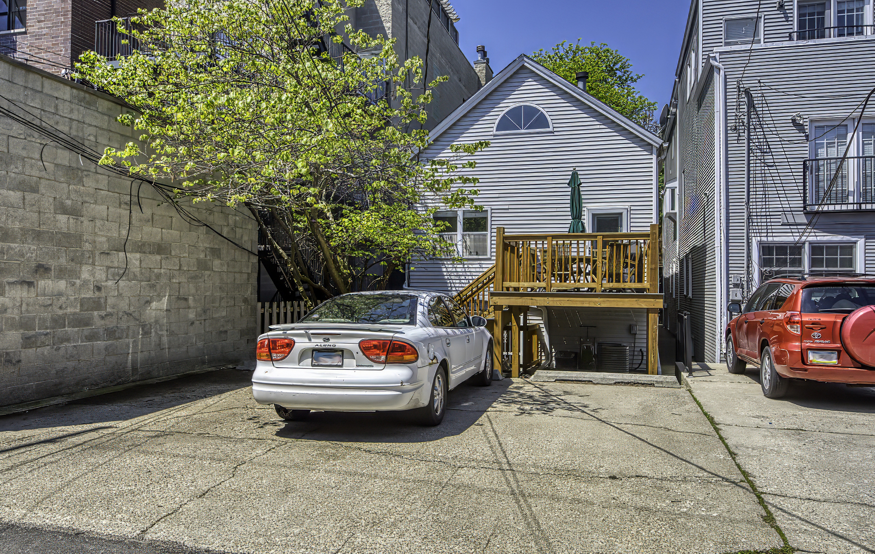 2729 North Wayne Avenue Chicago IL 60614