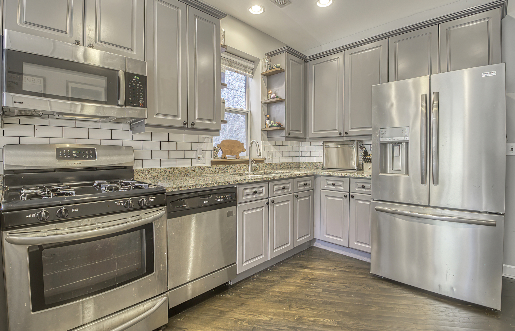 2729 North Wayne Avenue Chicago IL 60614