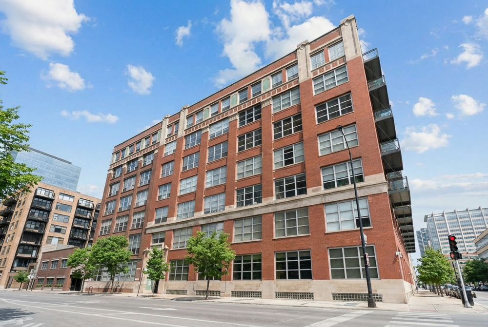 333 South Des Plaines Street Chicago IL 60661