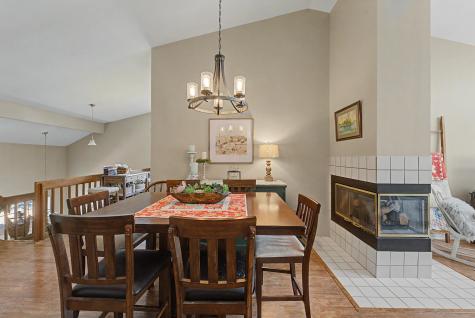 139 Brittany Drive Streamwood IL 60107