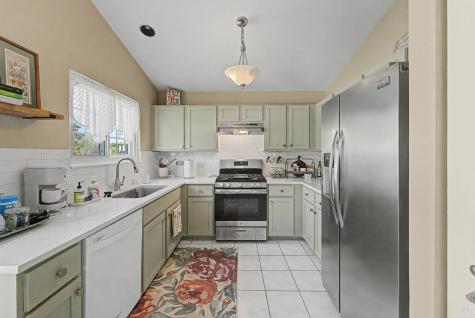 139 Brittany Drive Streamwood IL 60107
