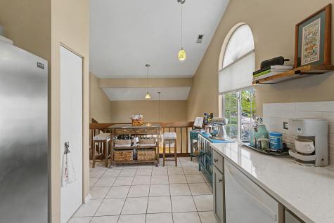 139 Brittany Drive Streamwood IL 60107
