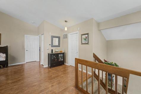 139 Brittany Drive Streamwood IL 60107