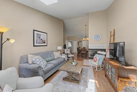 139 Brittany Drive Streamwood IL 60107
