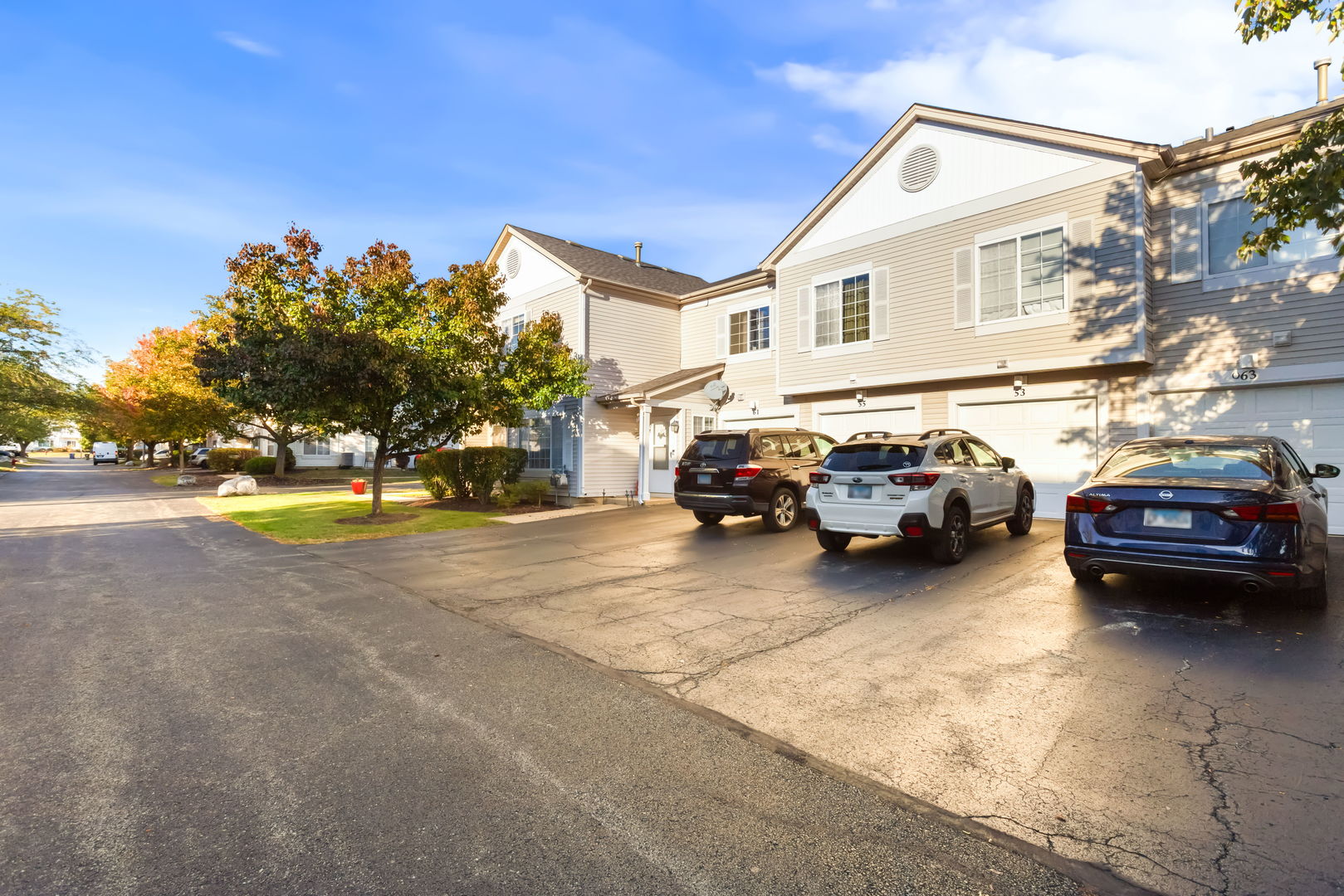 53 Braxton Lane Aurora IL 60504