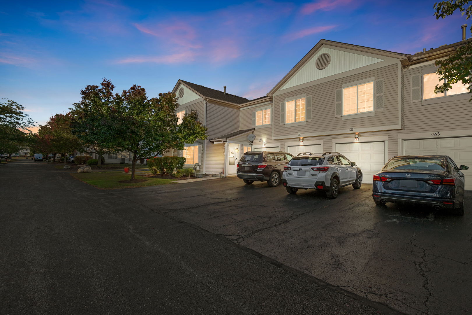 53 Braxton Lane Aurora IL 60504