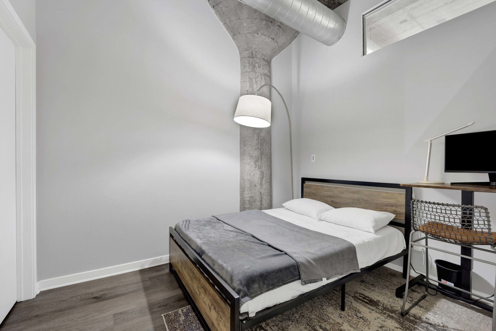 1151 West 14th Place Chicago IL 60608
