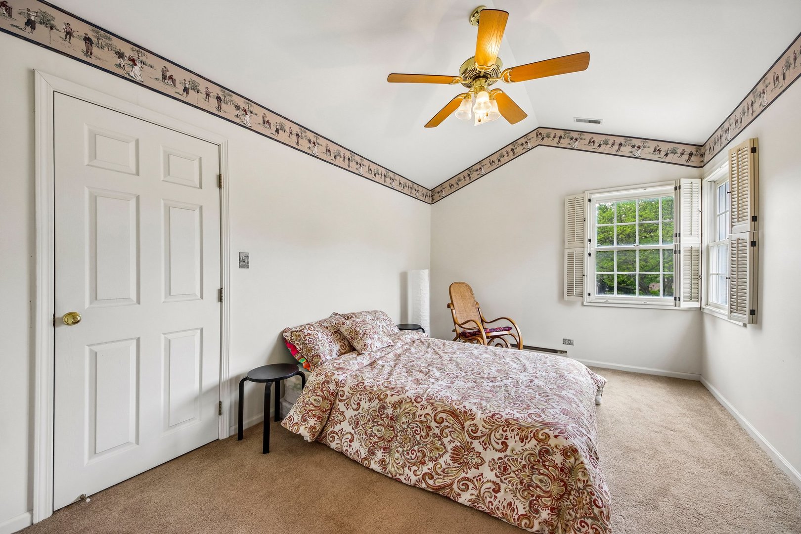 1496 Aberdeen Court Naperville IL 60564