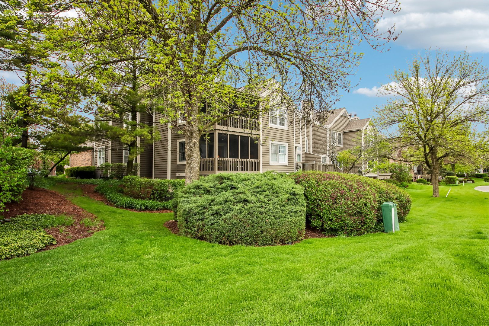 1496 Aberdeen Court Naperville IL 60564