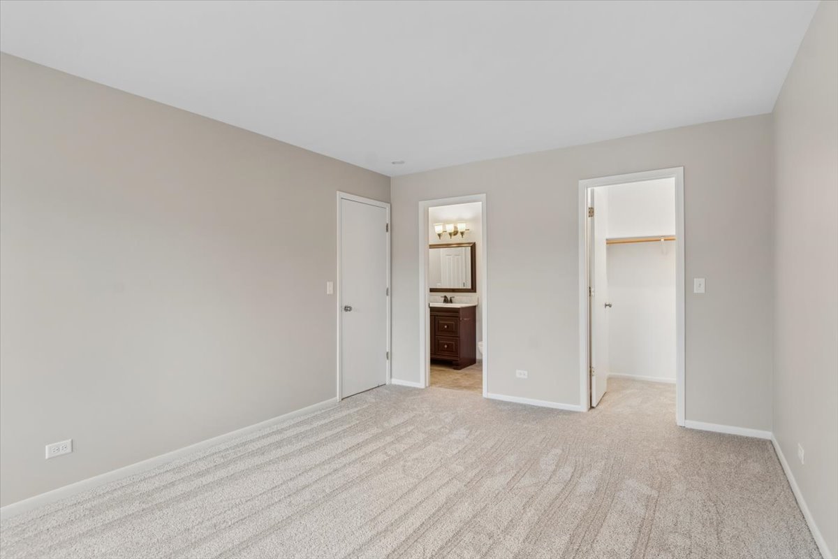 6227 Trinity Drive Lisle IL 60532