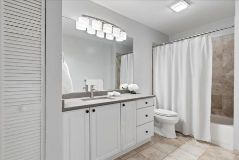 2512 North Bosworth Avenue Chicago IL 60614