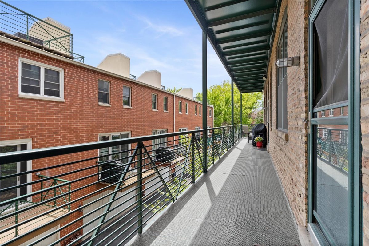 2512 North Bosworth Avenue Chicago IL 60614