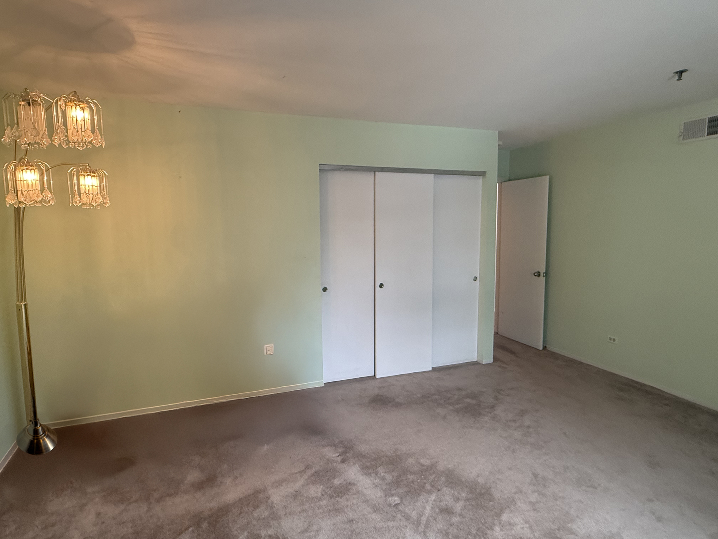 3265 Kirchoff Road Rolling Meadows IL 60008