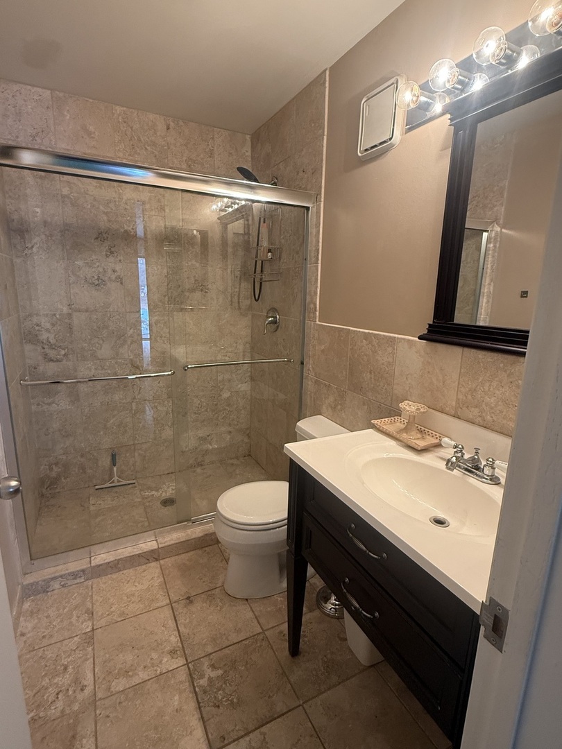 3265 Kirchoff Road Rolling Meadows IL 60008