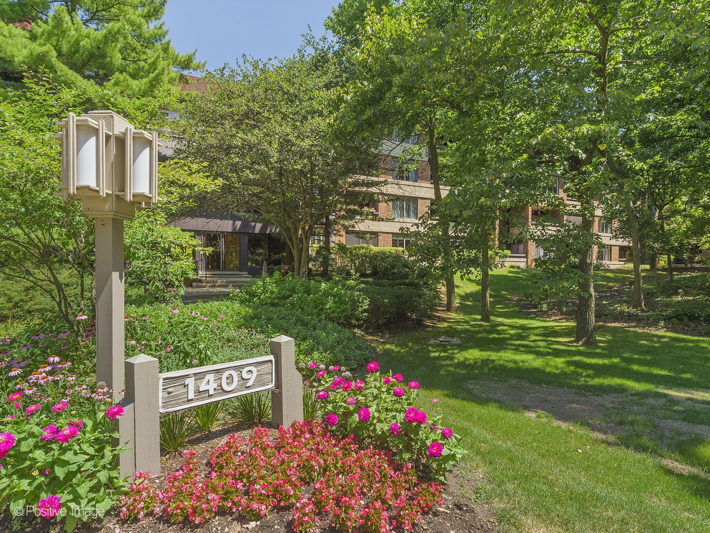 1409 Burr Oak Road Hinsdale IL 60521