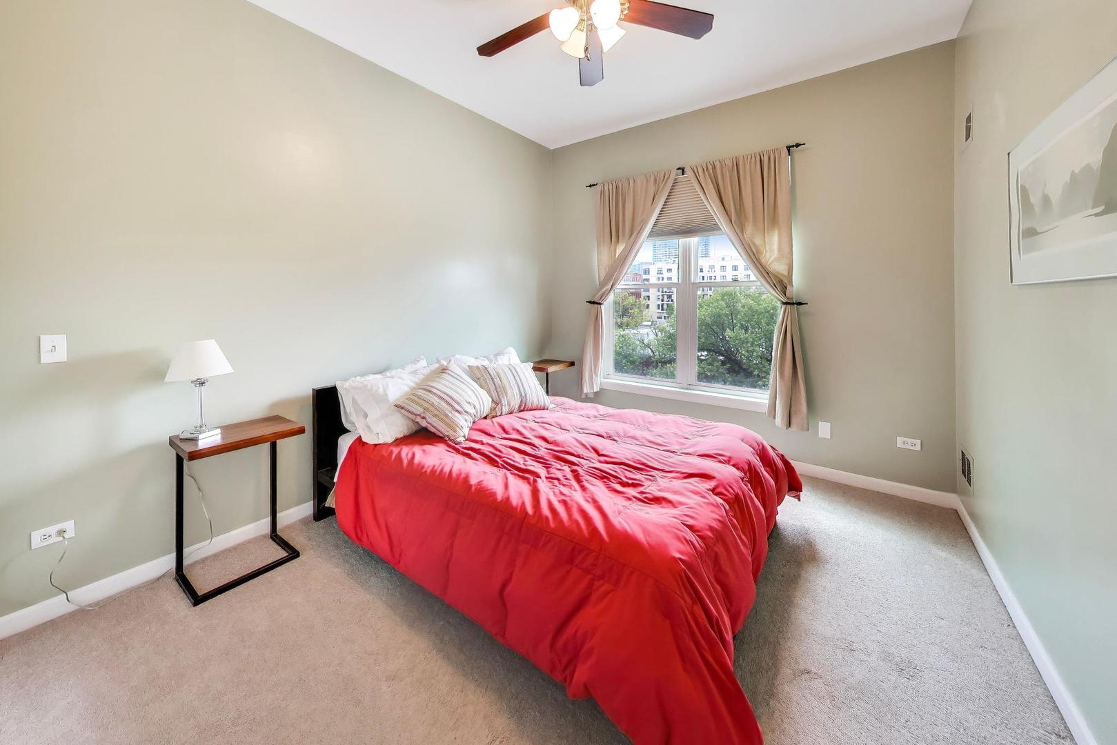 647 North Green Street Chicago IL 60642