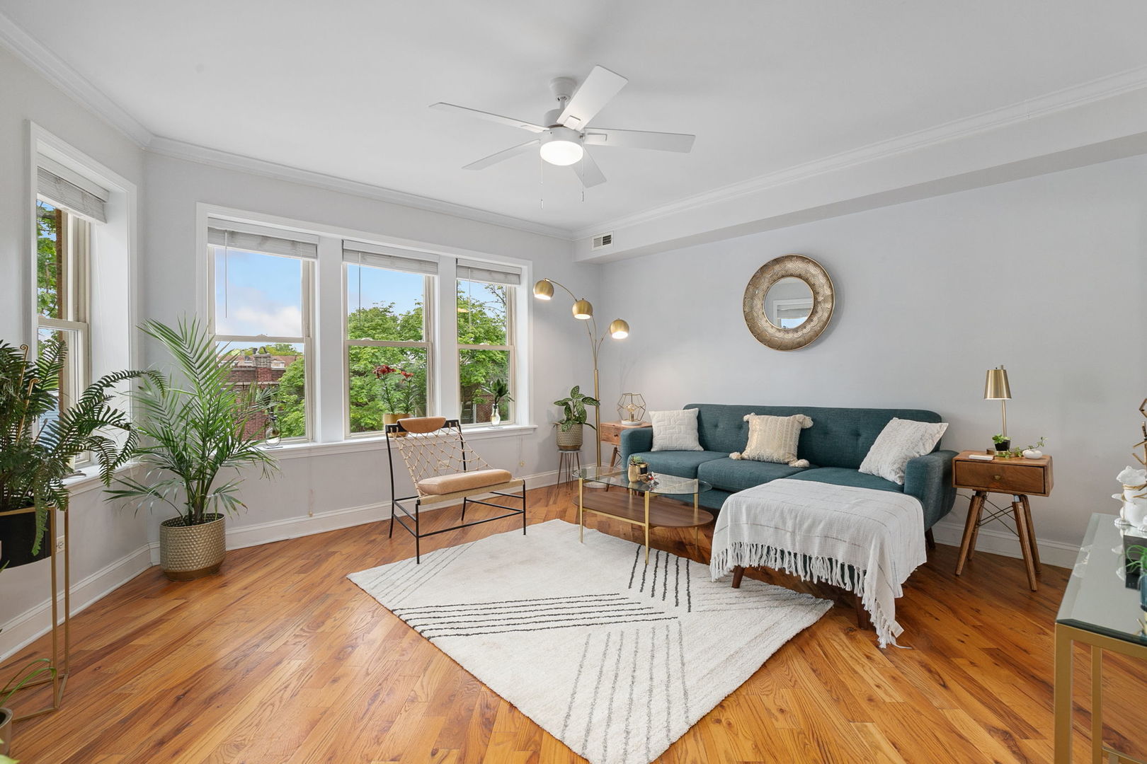 3916 West Cortland Street Chicago IL 60647