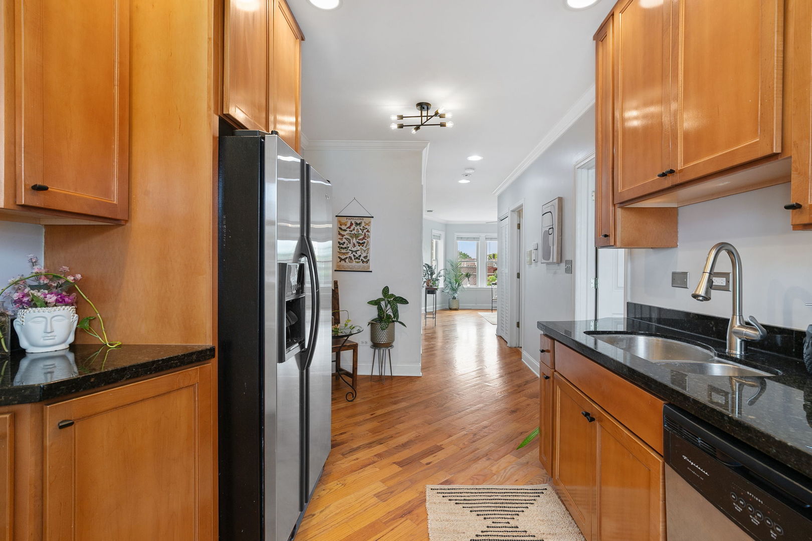 3916 West Cortland Street Chicago IL 60647