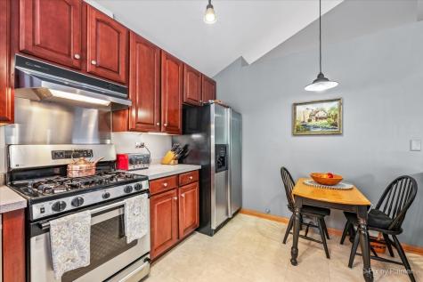 26 New Haven Drive Cary IL 60013