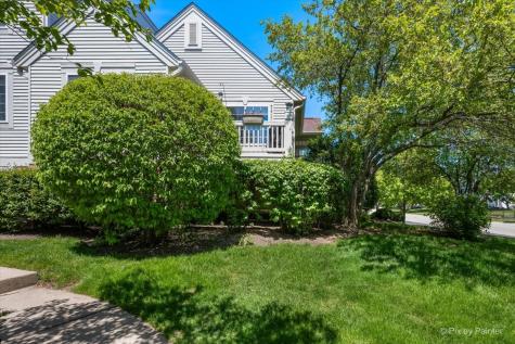 26 New Haven Drive Cary IL 60013