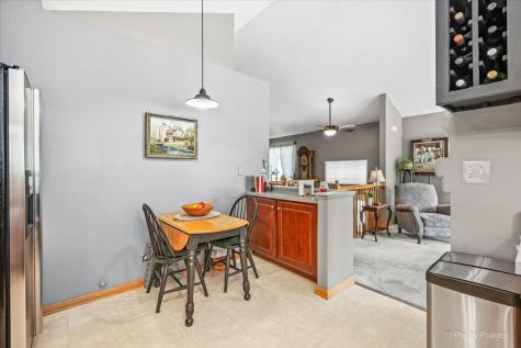 26 New Haven Drive Cary IL 60013