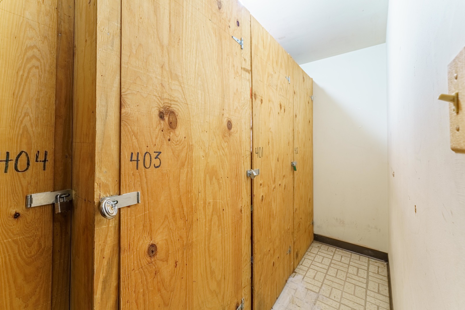2333 North Neva Avenue Chicago IL 60707