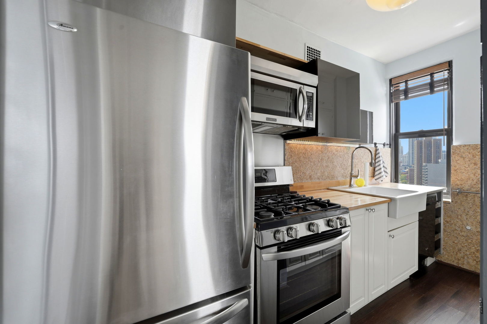 2000 North Lincoln Park West Chicago IL 60614