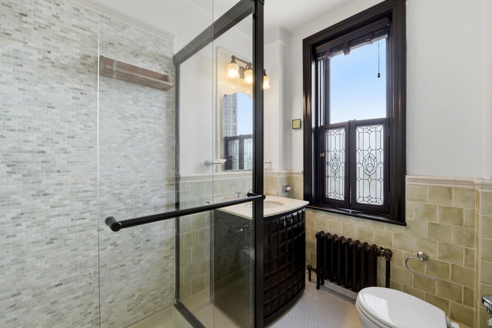 2000 North Lincoln Park West Chicago IL 60614