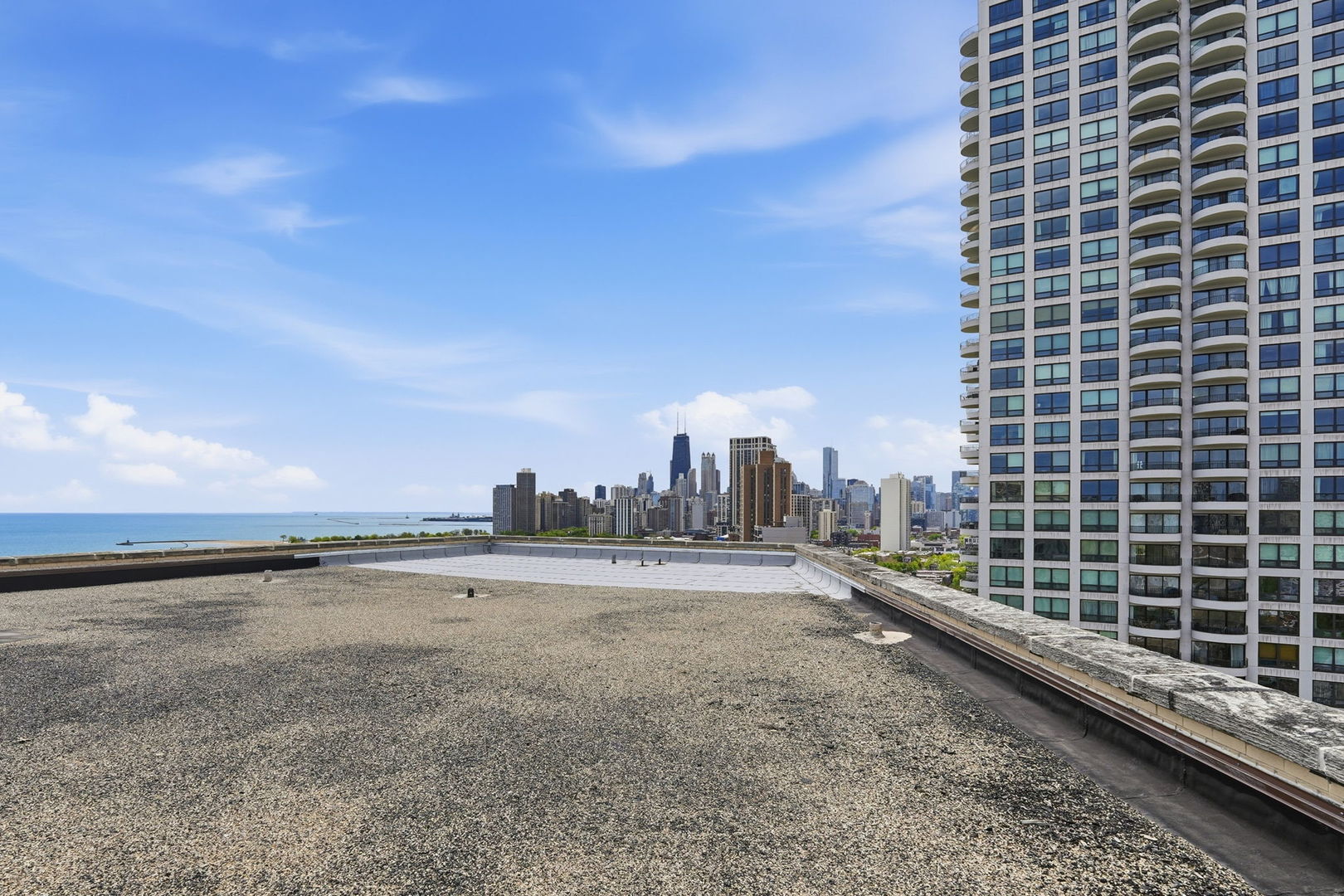 2000 North Lincoln Park West Chicago IL 60614