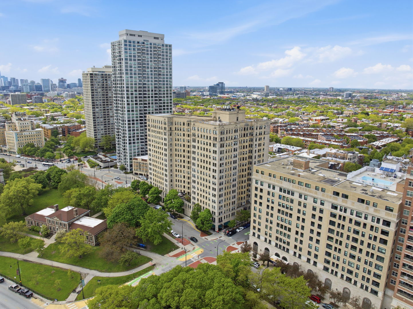 2000 North Lincoln Park West Chicago IL 60614