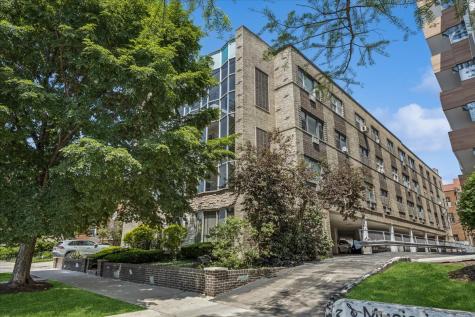 938 North Boulevard Oak Park IL 60301