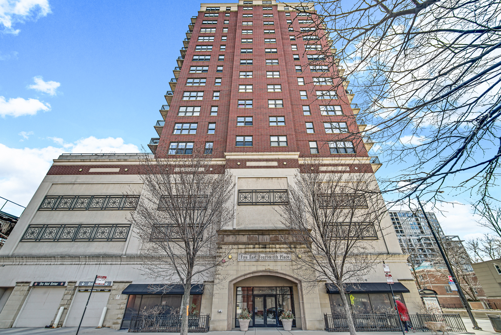 5 East 14th Place Chicago IL 60605