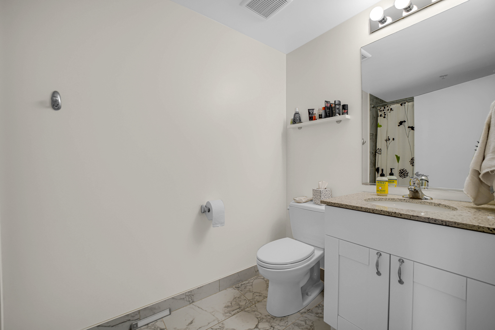 5 East 14th Place Chicago IL 60605