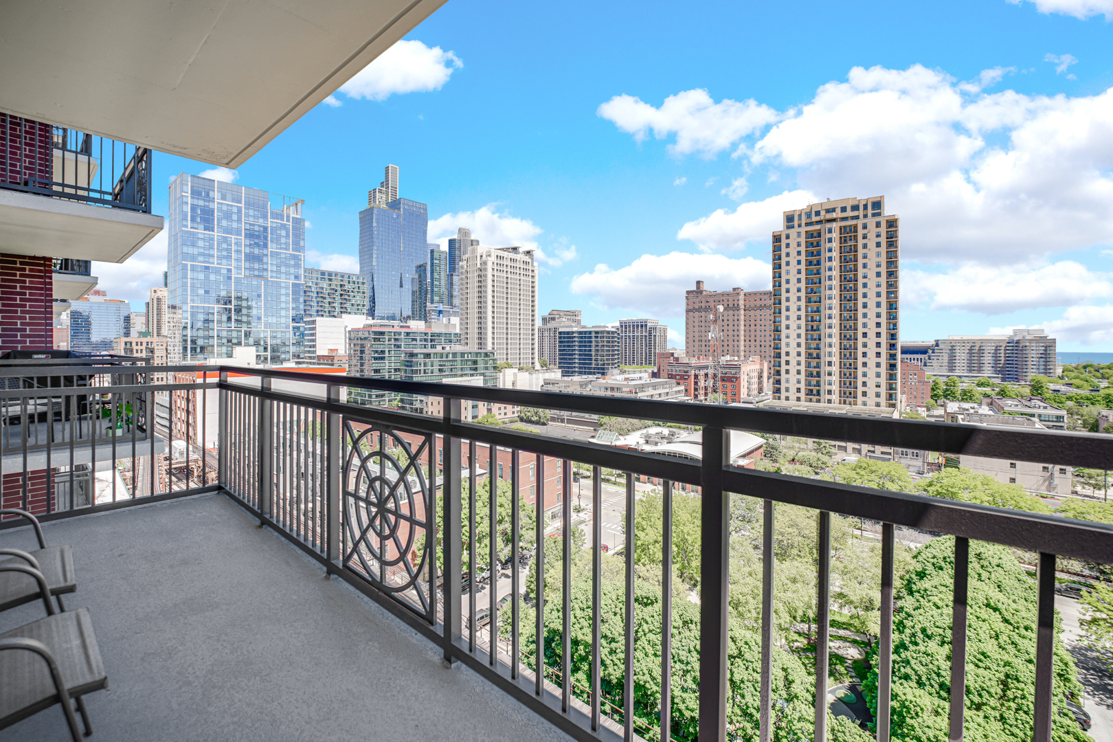 5 East 14th Place Chicago IL 60605