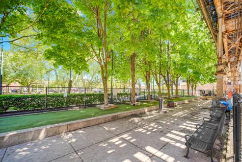 5 East 14th Place Chicago IL 60605