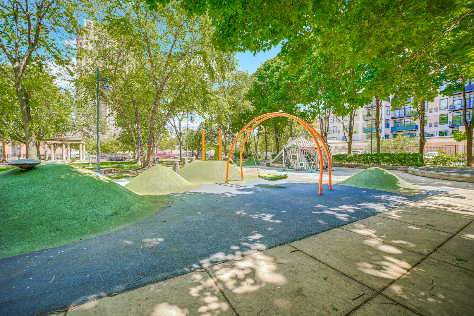 5 East 14th Place Chicago IL 60605