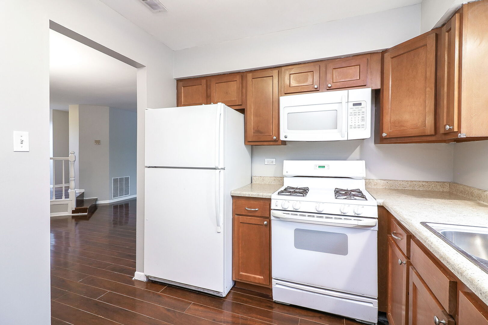 1782 Gloucester Court Wheaton IL 60189