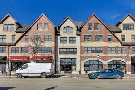 10 East Burlington Street Riverside IL 60546