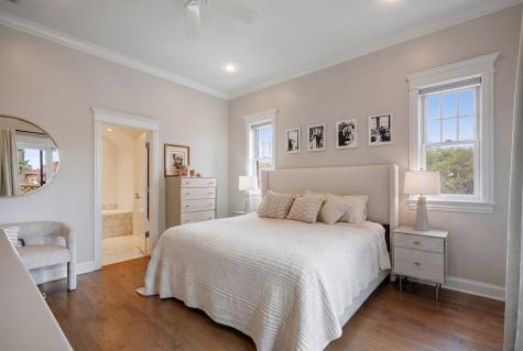 3814 North Greenview Avenue Chicago IL 60613