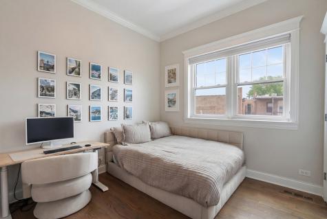 3814 North Greenview Avenue Chicago IL 60613