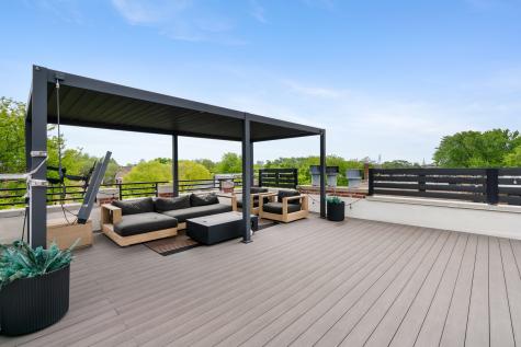 3814 North Greenview Avenue Chicago IL 60613