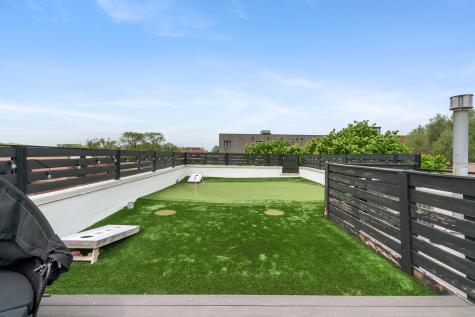 3814 North Greenview Avenue Chicago IL 60613