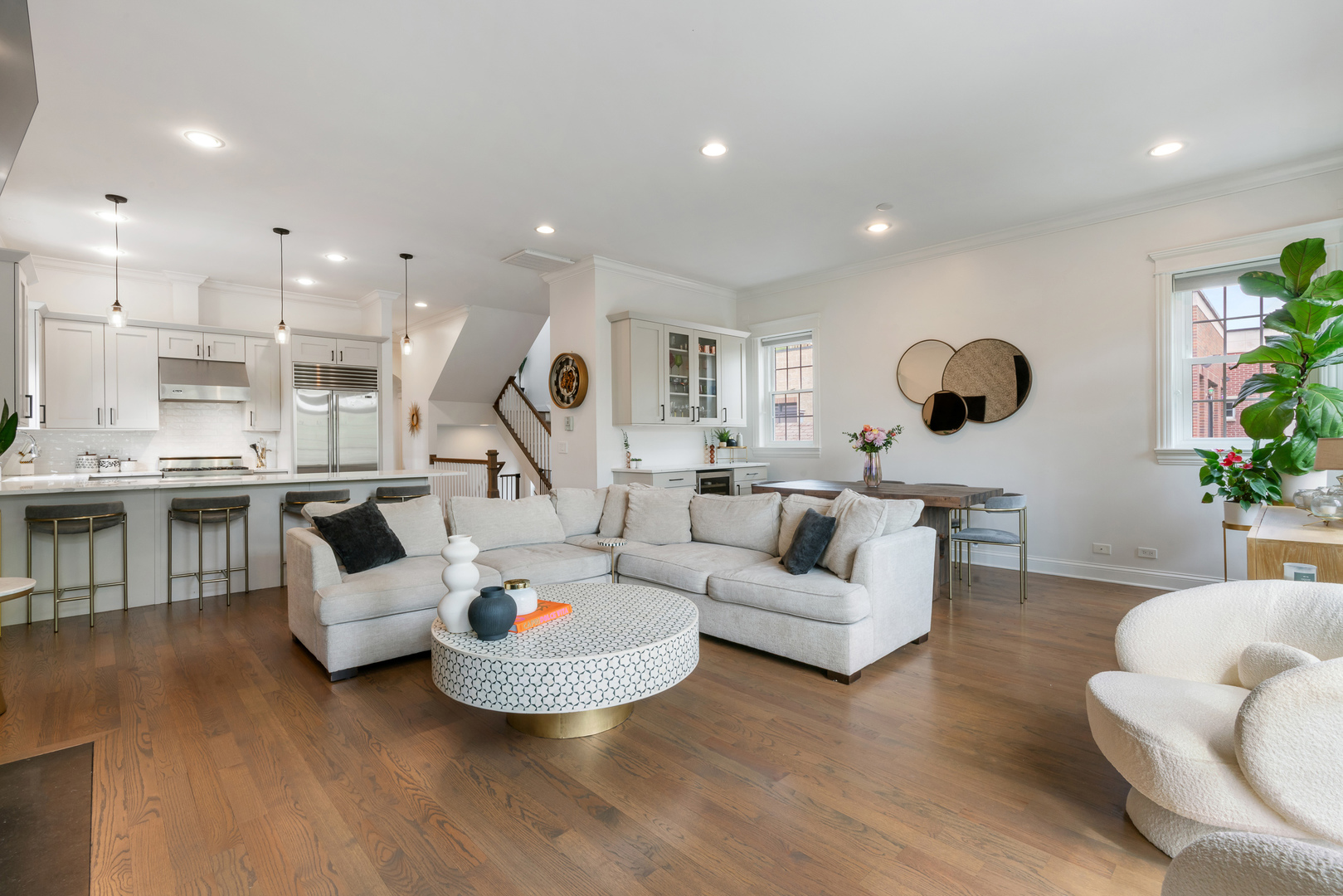 3814 North Greenview Avenue Chicago IL 60613