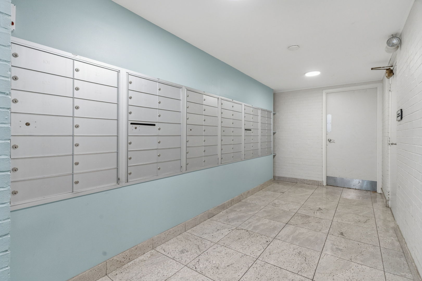 515 West Wrightwood Avenue Chicago IL 60614