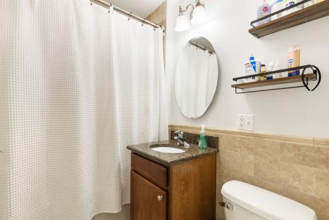 1437 West Greenleaf Avenue Chicago IL 60626