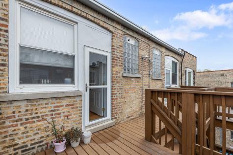1437 West Greenleaf Avenue Chicago IL 60626