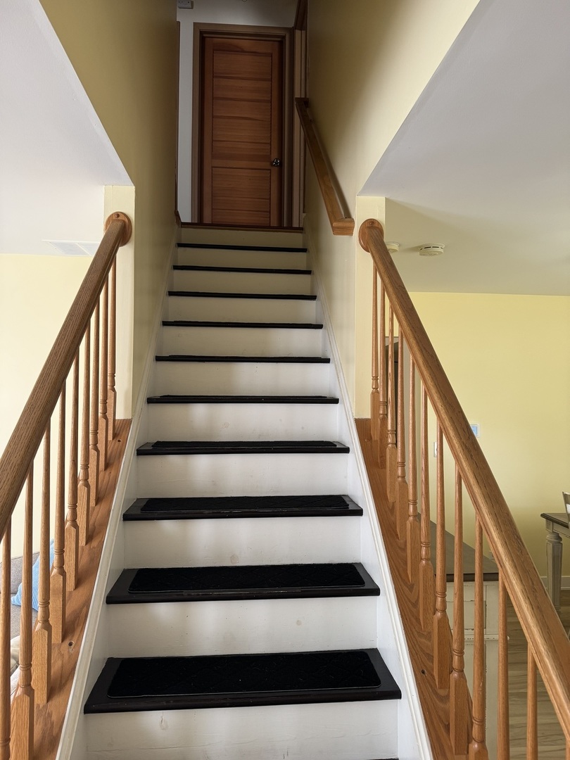 2497 Frost Drive Aurora IL 60503