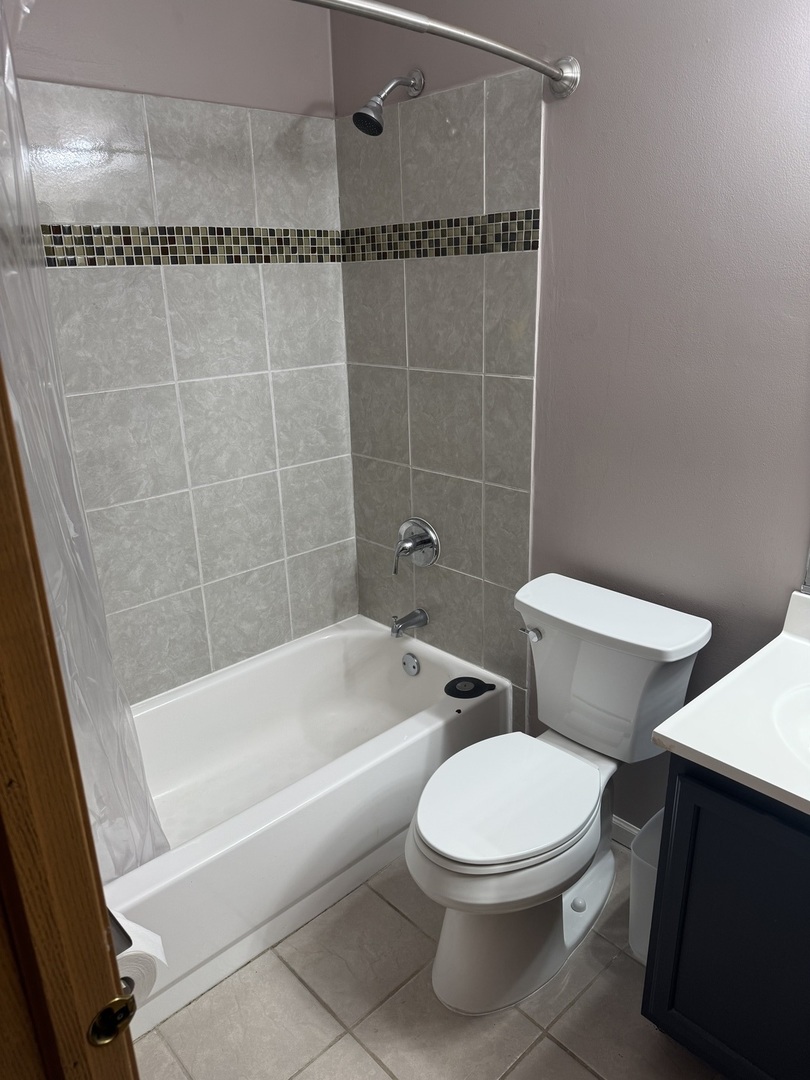 2497 Frost Drive Aurora IL 60503
