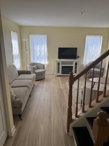 2497 Frost Drive Aurora IL 60503